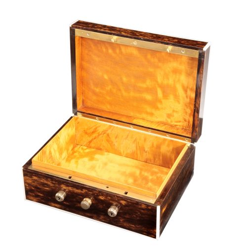 FIND ANTIQUE CIGAR BOX BY CALLOW MAYFAIR FOR SALE