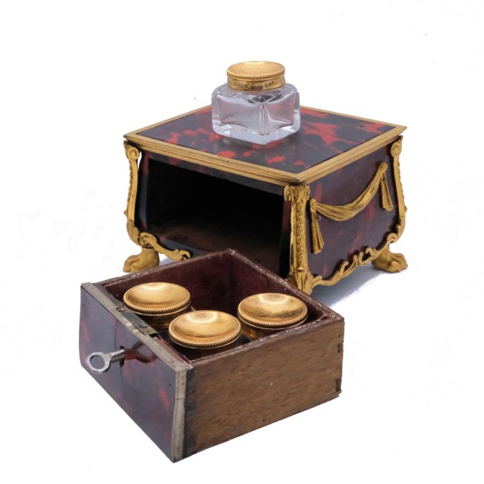 FIND TORTOISESHELL AND ORMOLU ANTIQUE BOX FOR SALE